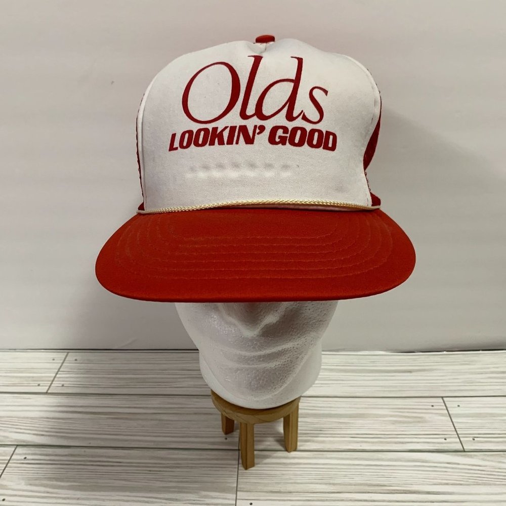 Vintage Olds Lookin' Good Snapback Hat